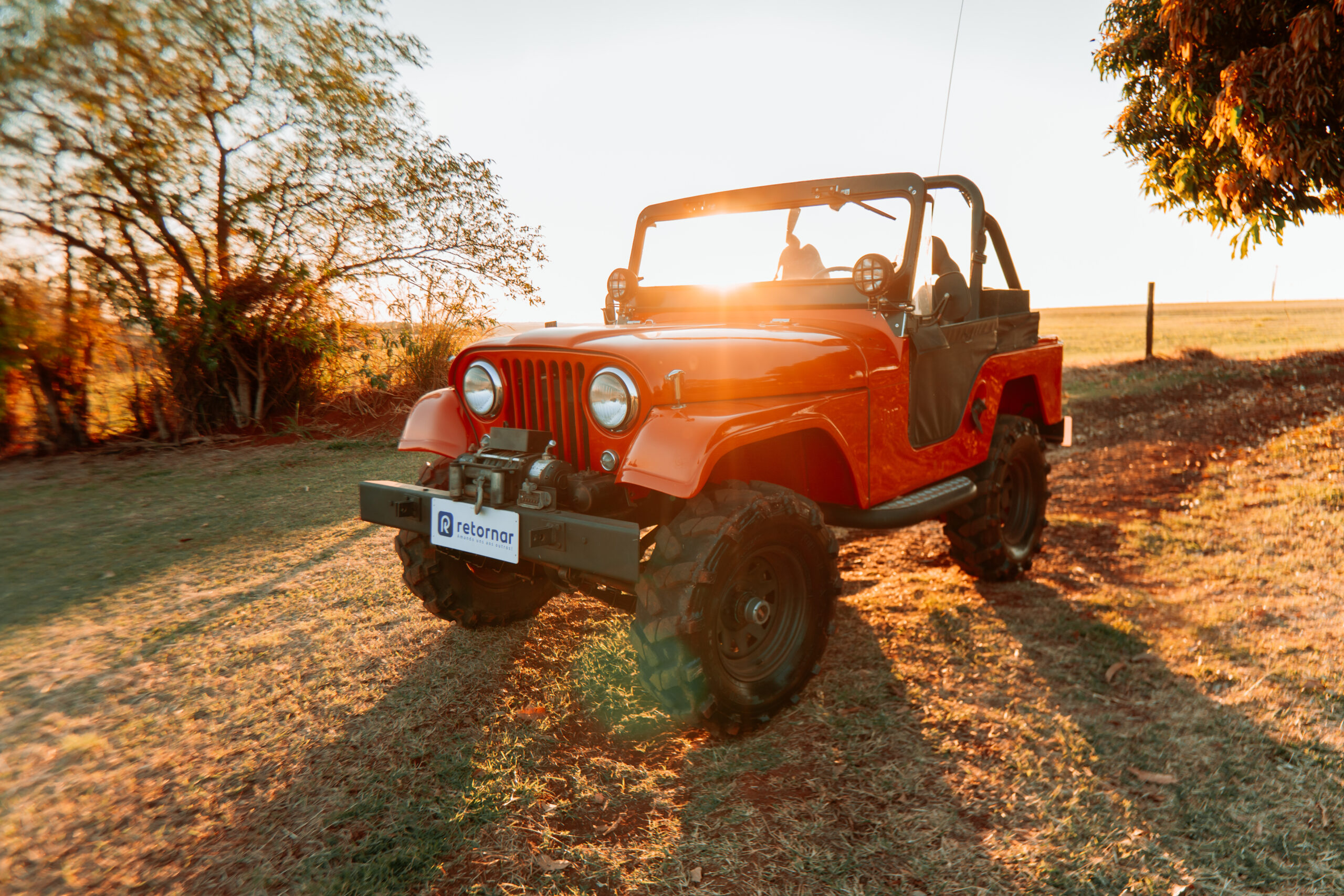 Jeep Willys: da guerra para as ruas