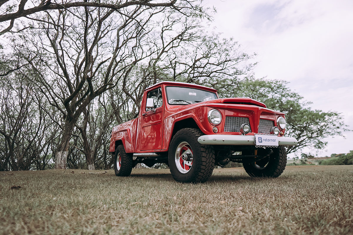 Ford F75 Retornar Vermelha