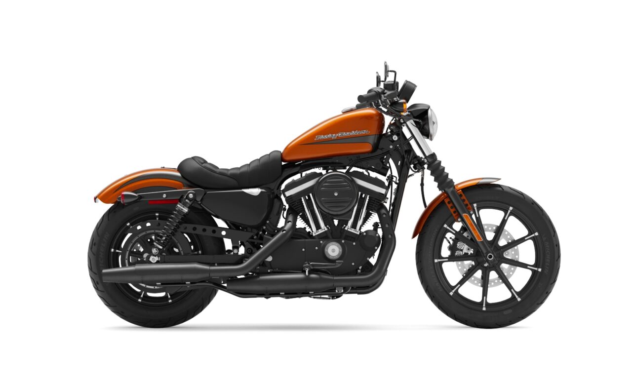 Harley 883