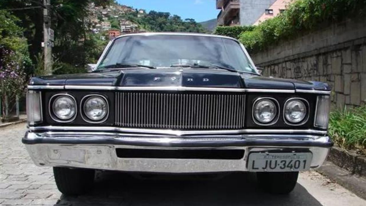 Ford Landau do Papa