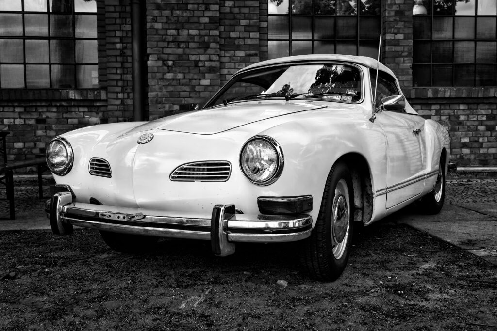 Karmann Ghia (crédito de imagem: Oldtimer/Shutterstock)