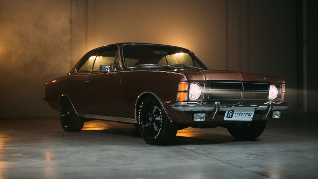 Opala Comodoro da Retornar
