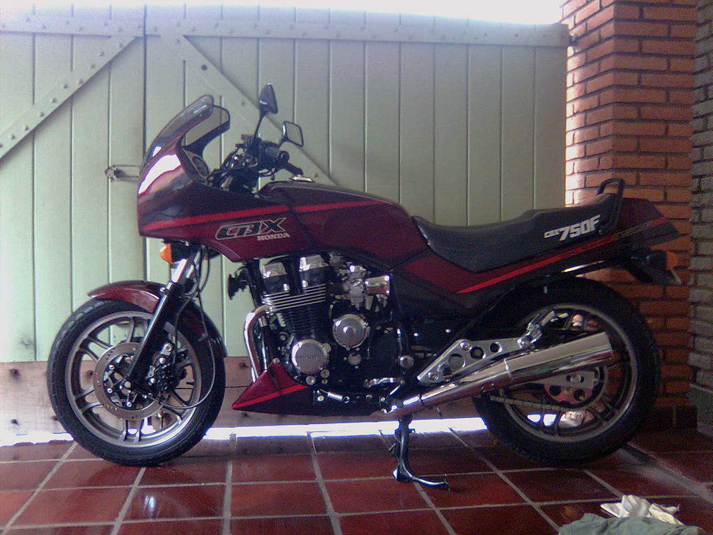 Honda CBX 750F