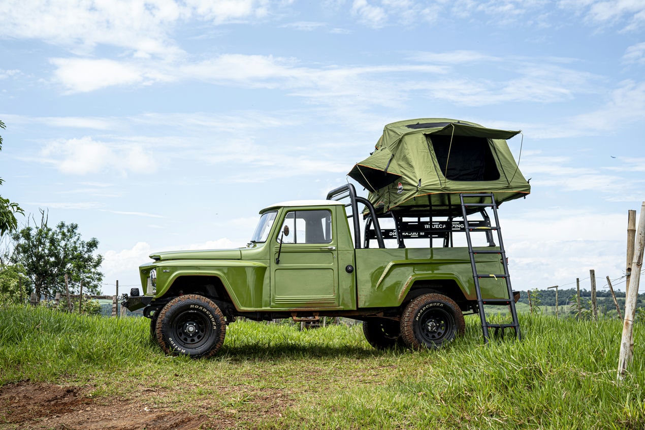 Ford F-75 verde da Retornar