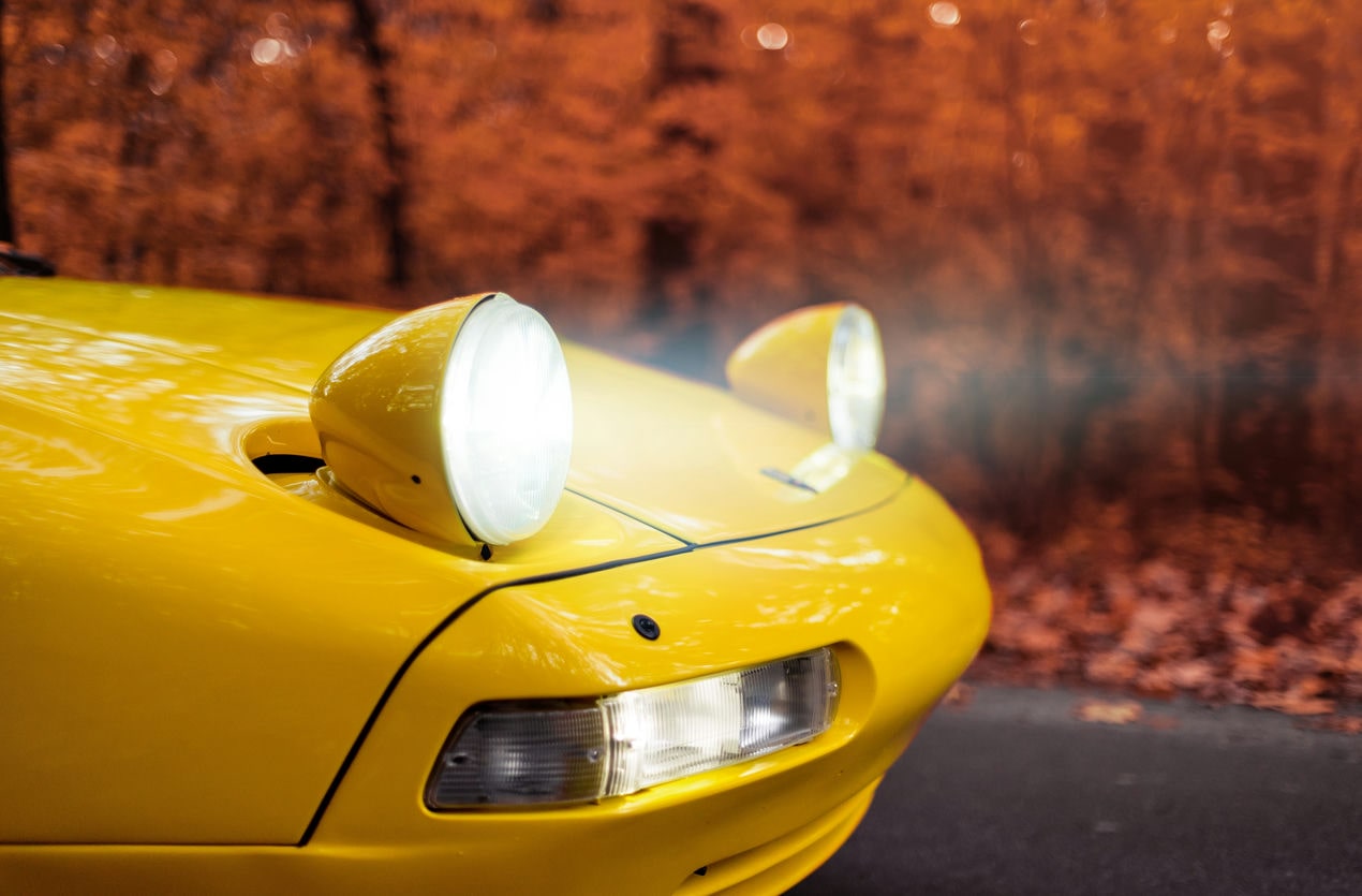 Farol escamoteavel Porsche