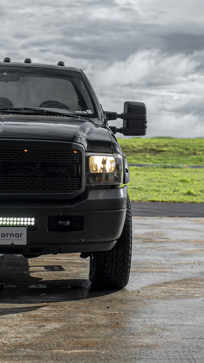 Luz dianteira da F-250