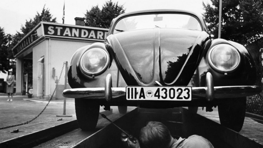 fusca visto de perto em foto de época