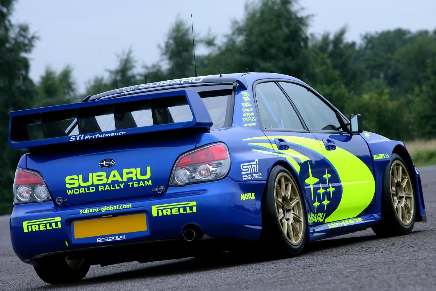 subaru wrx sti de competição