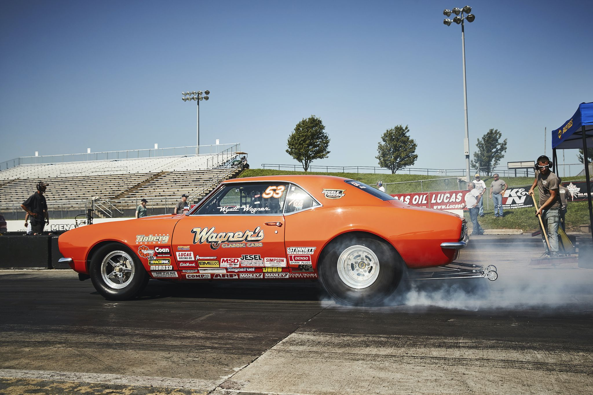 Camaro preparado de corrida de drag race