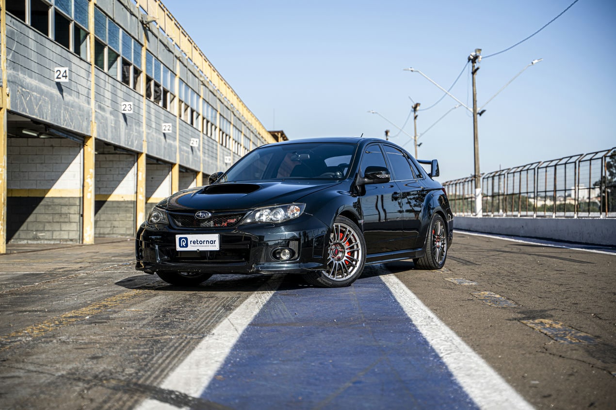 subaru wrx sti da retornar
