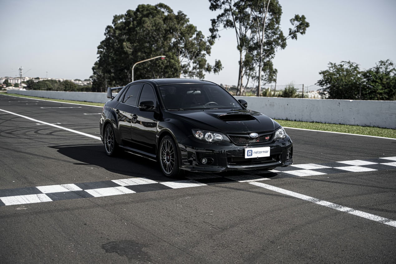 subaru na pista