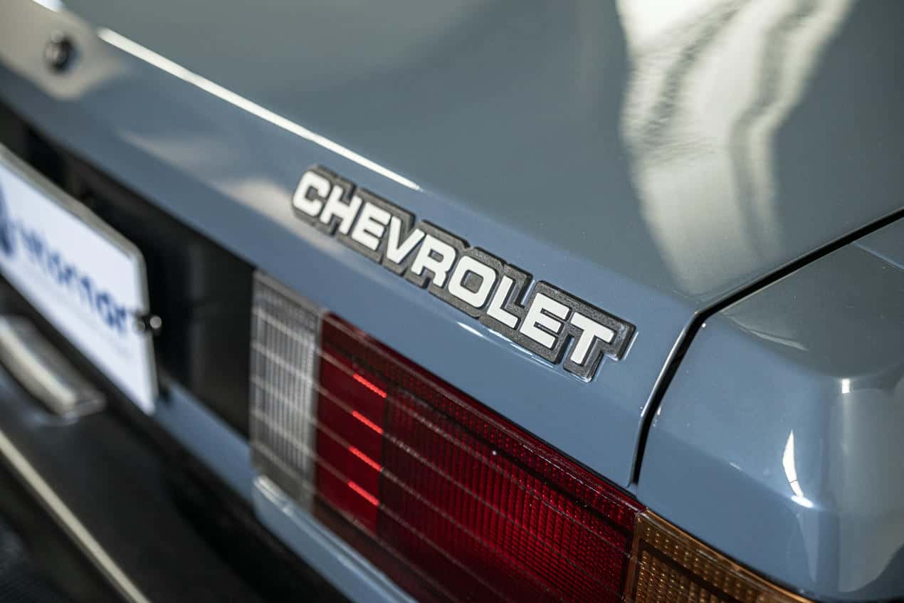LOGO CHEVROLET