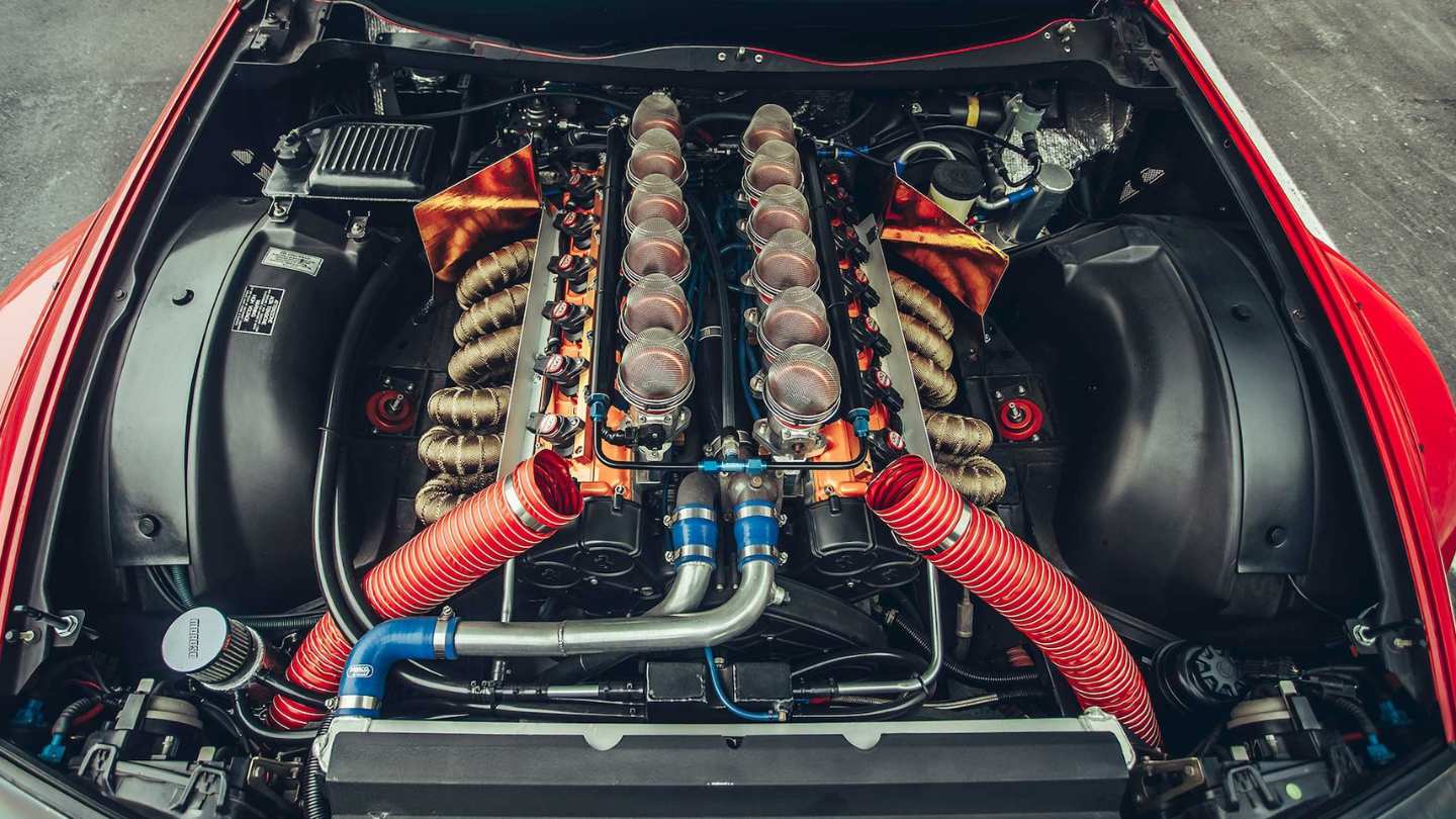 carros v12