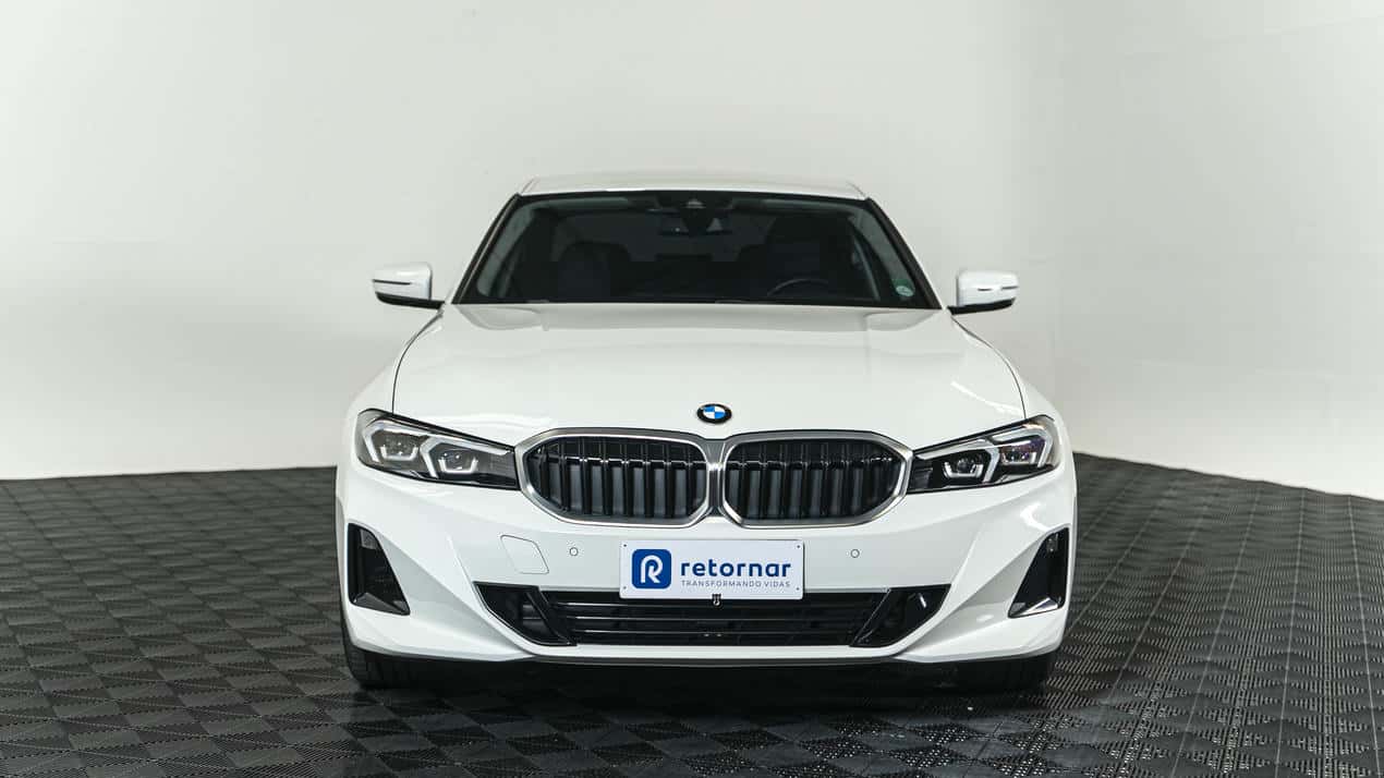 bmw 320i