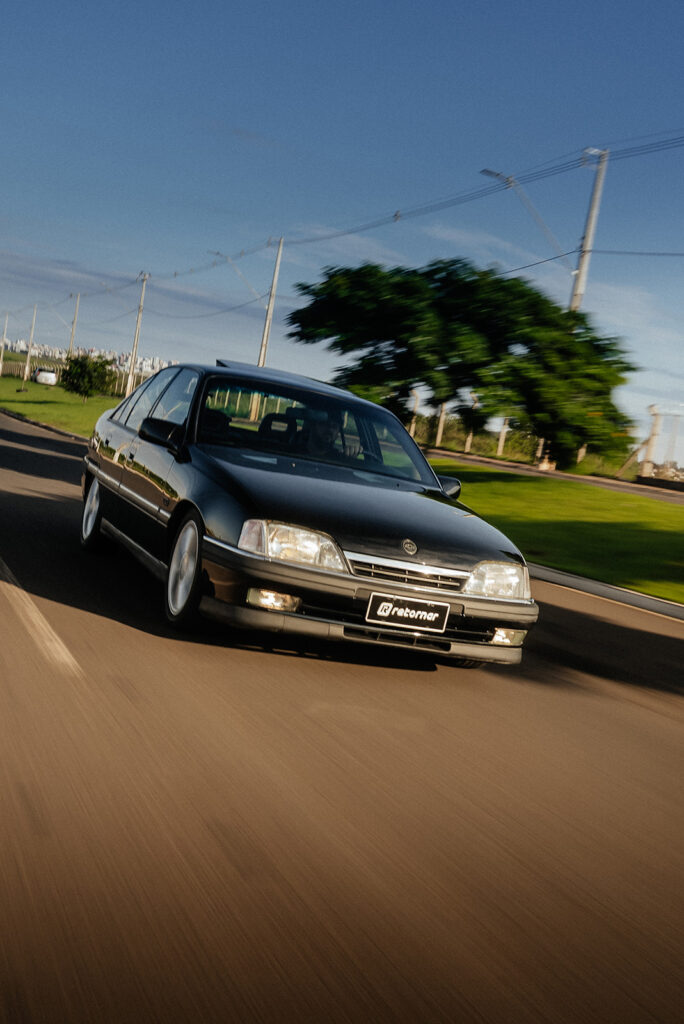 Chevrolet Omega CD 4.1 da Retornar em movimento
