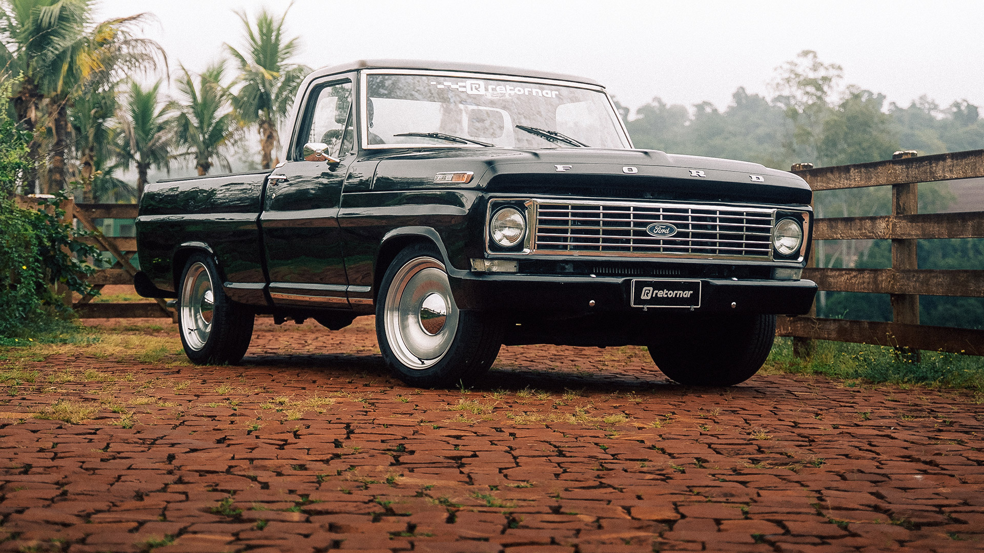 Ford F-100