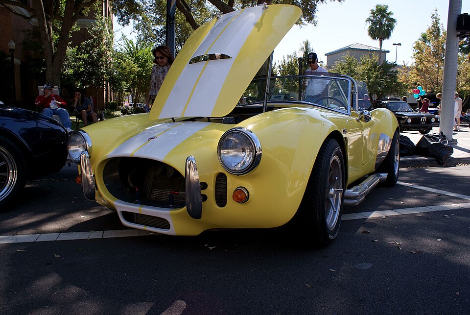 Réplica de Shelby Cobra no Brasil — Retornar