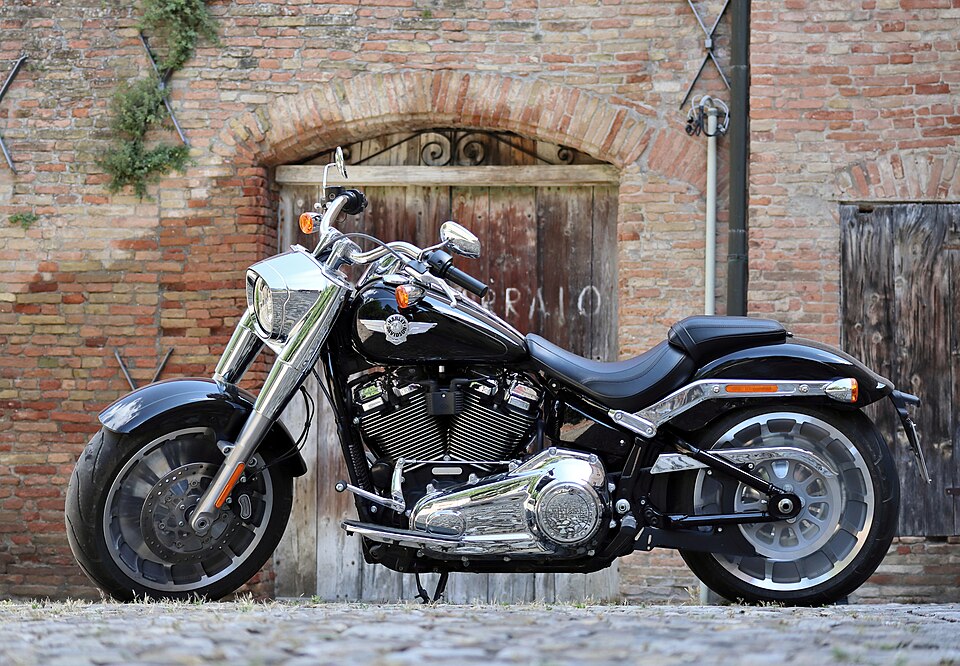 Harley-Davidson Fat Boy 114 — modelo atual da linha Fat Boy — Retornar