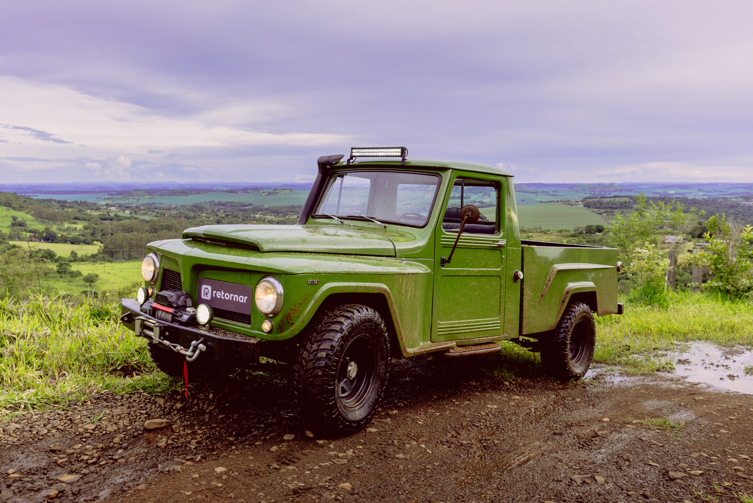 Ford F-75 Verde