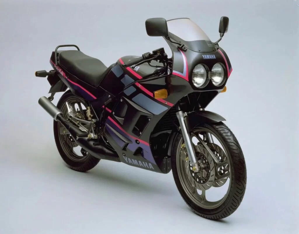 clássica Yamaha RD 350