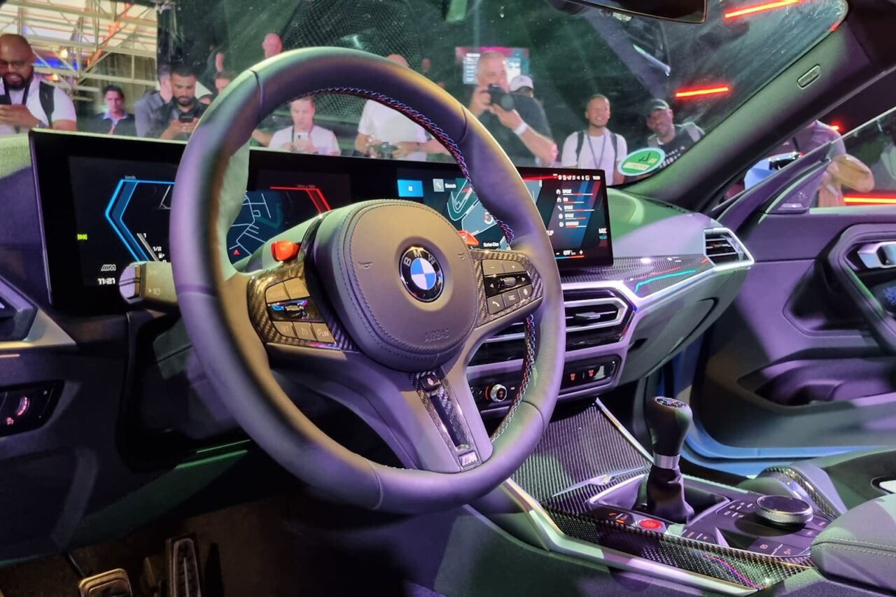Carro esportivo: câmbio manual ou automático? - Retornar