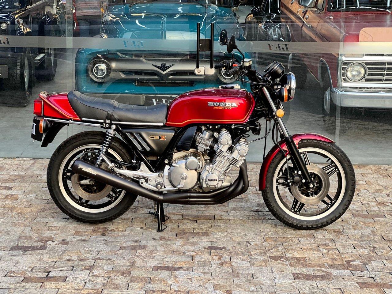 Honda CBX 1050: uma lenda rara e ainda cobiçada