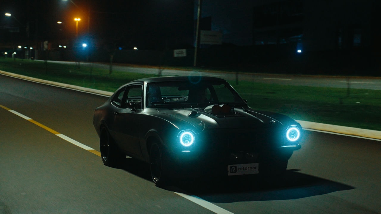 Maverick V8 na rua
