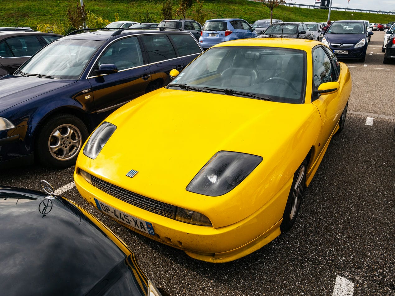 Fiat Coupe Amarelo