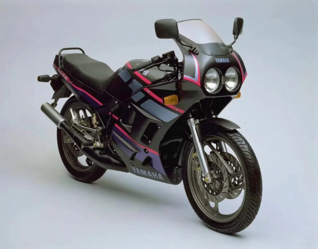 Yamaha rd 350 Preta