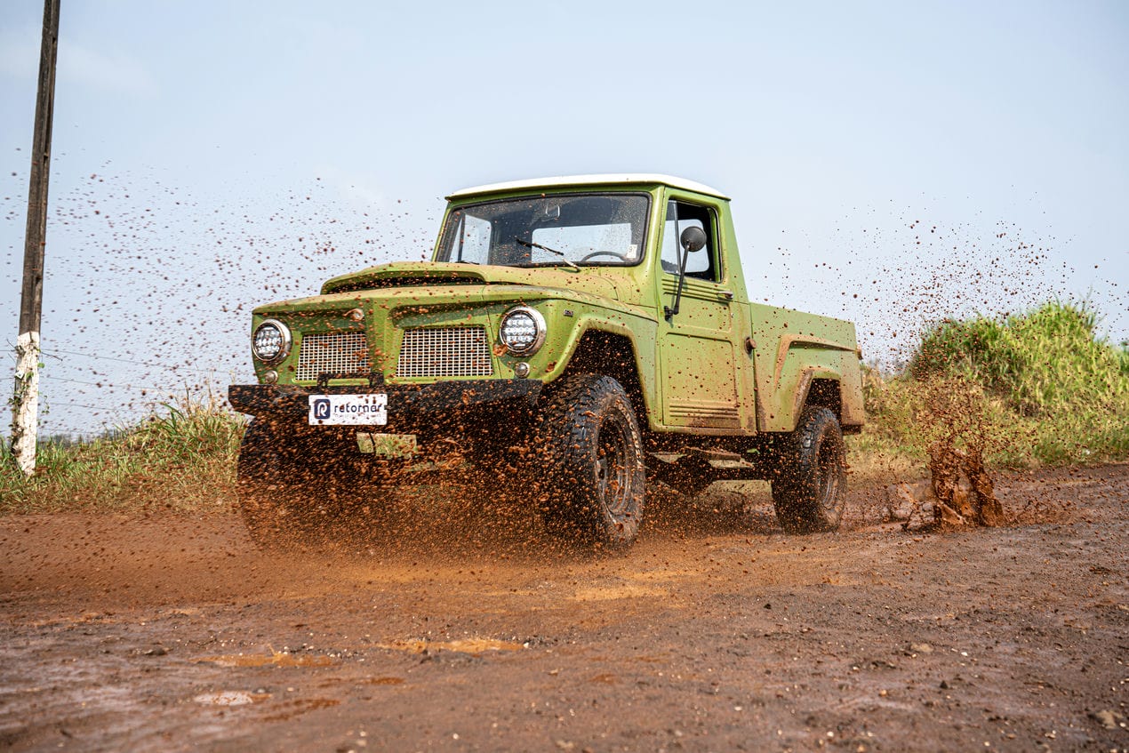 F75 Verde OFf-Road da Retornar Na Lama