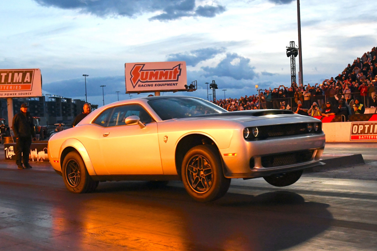 dodge challenger srt demon 170 na pista