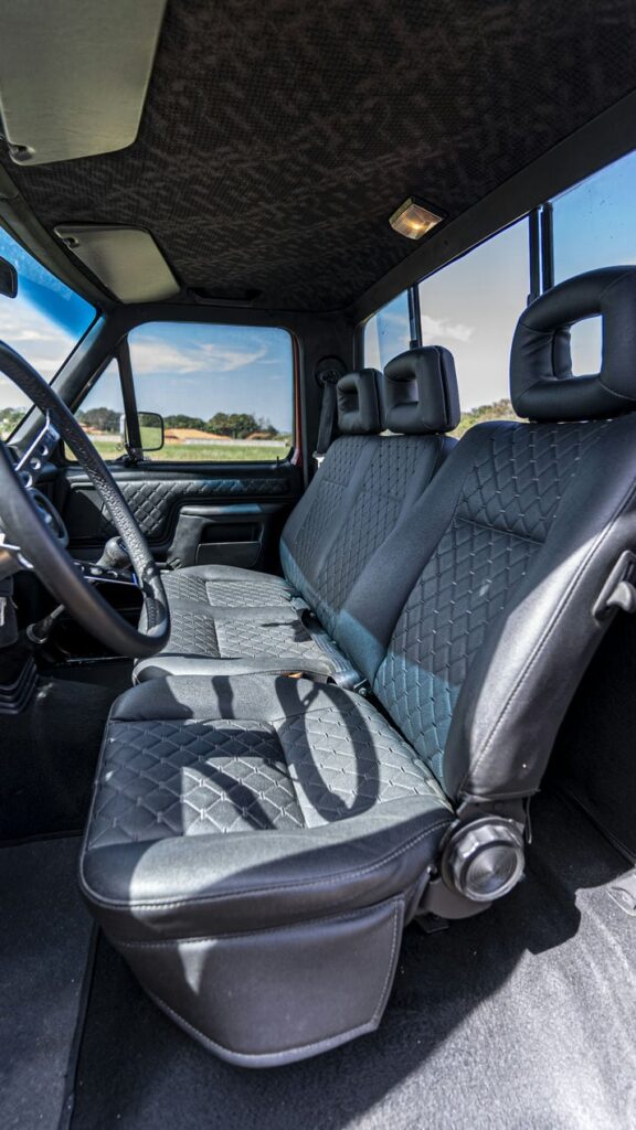 pickup f1000 da retornar interior