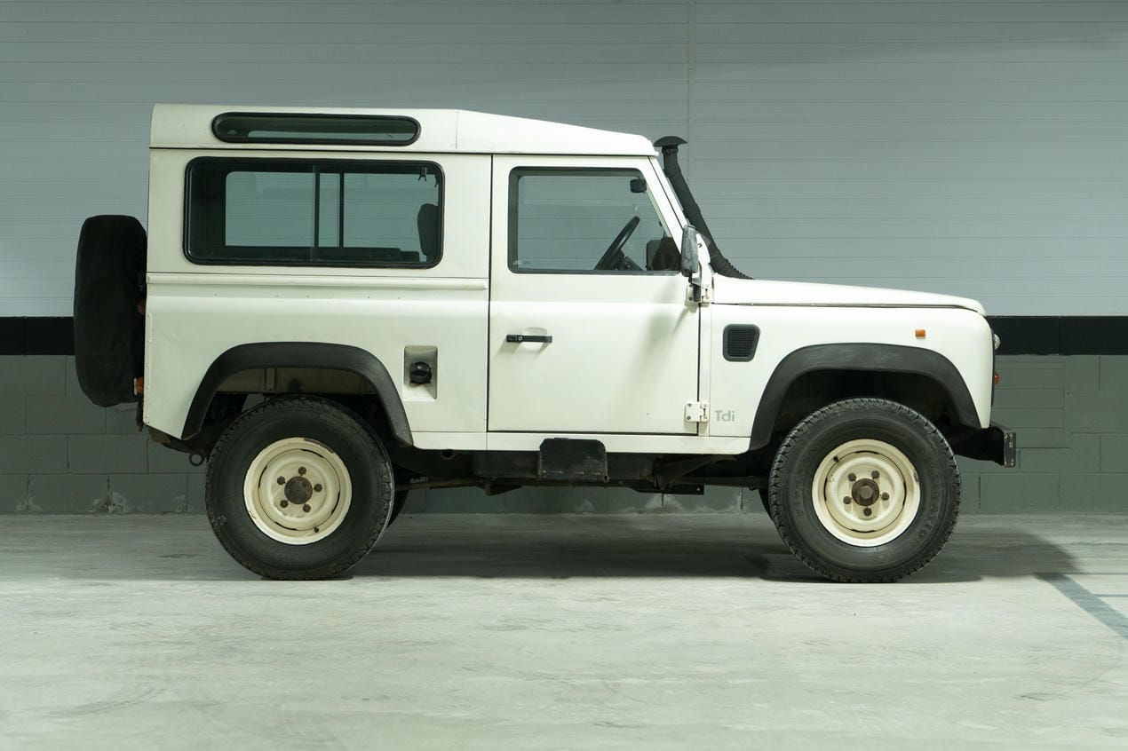 Defender 90 Antigo