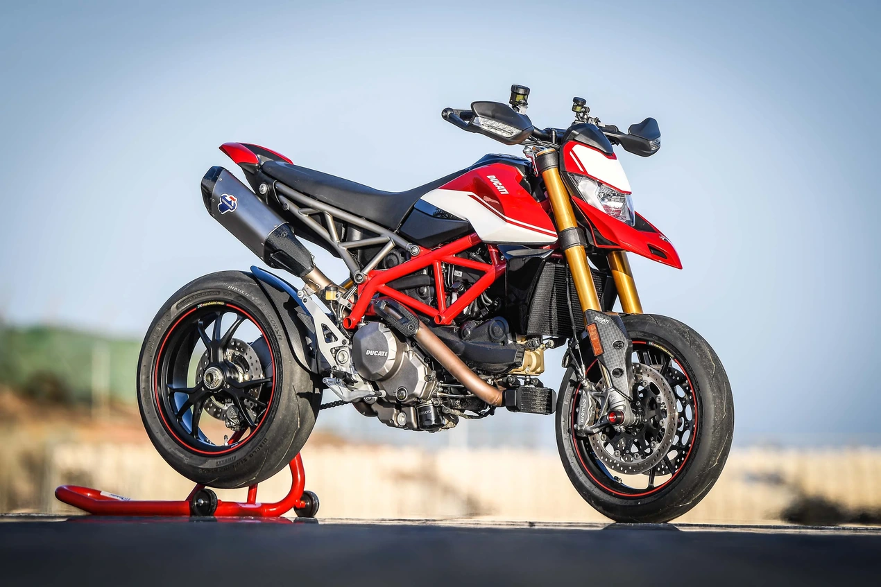 Ducati-Hypermotard