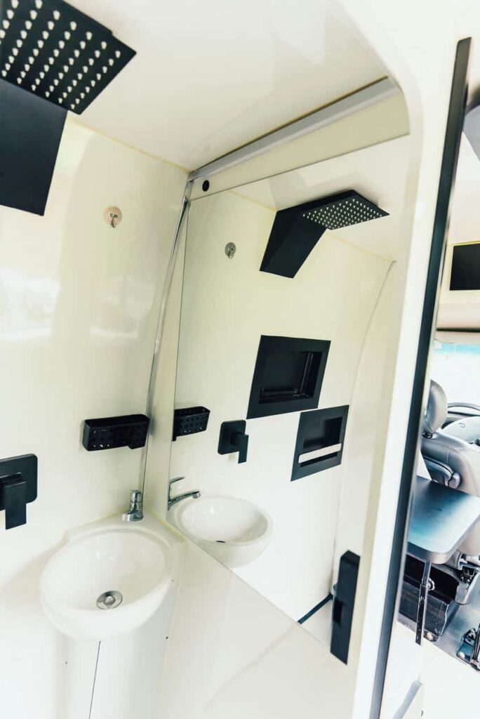 INTERIOR MOTORHOME