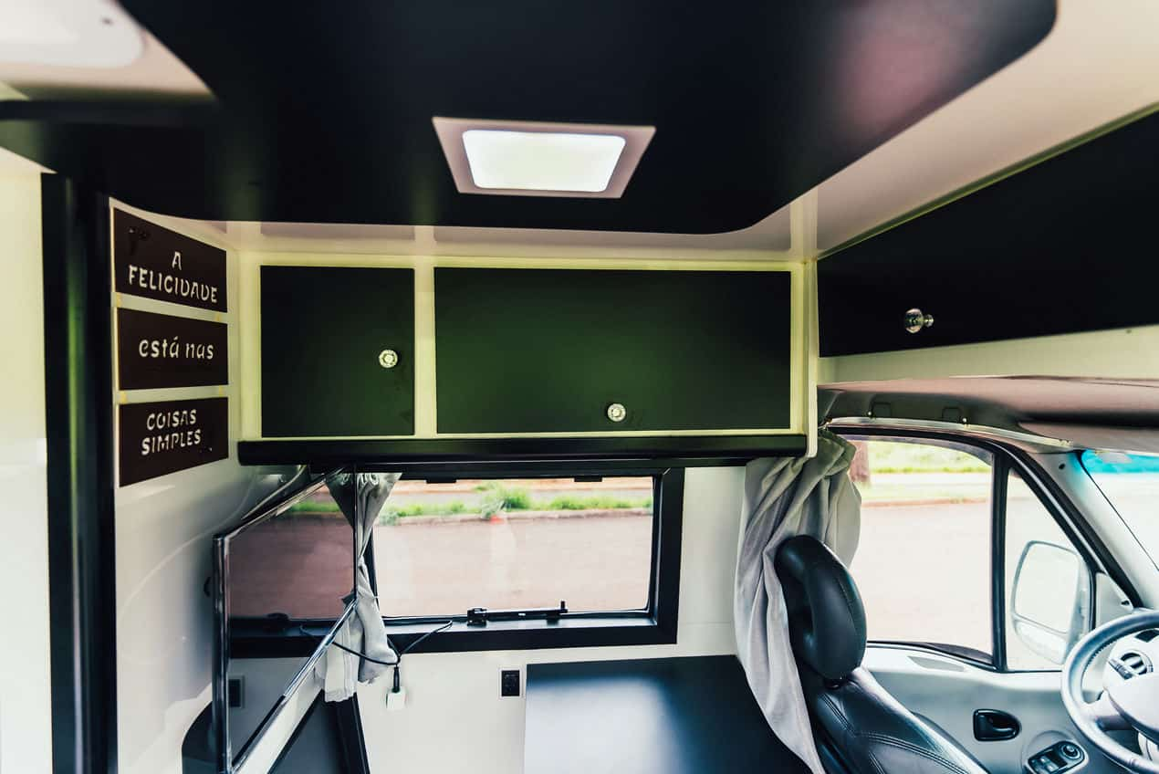 INTERIOR MOTORHOME