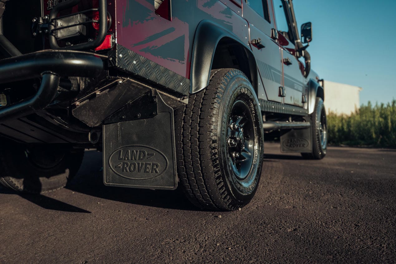 Acessórios Off-Road 
Rodas Personalizadas Fender Flares Alargados  Adesivos e Decalques bagageiro de teto.