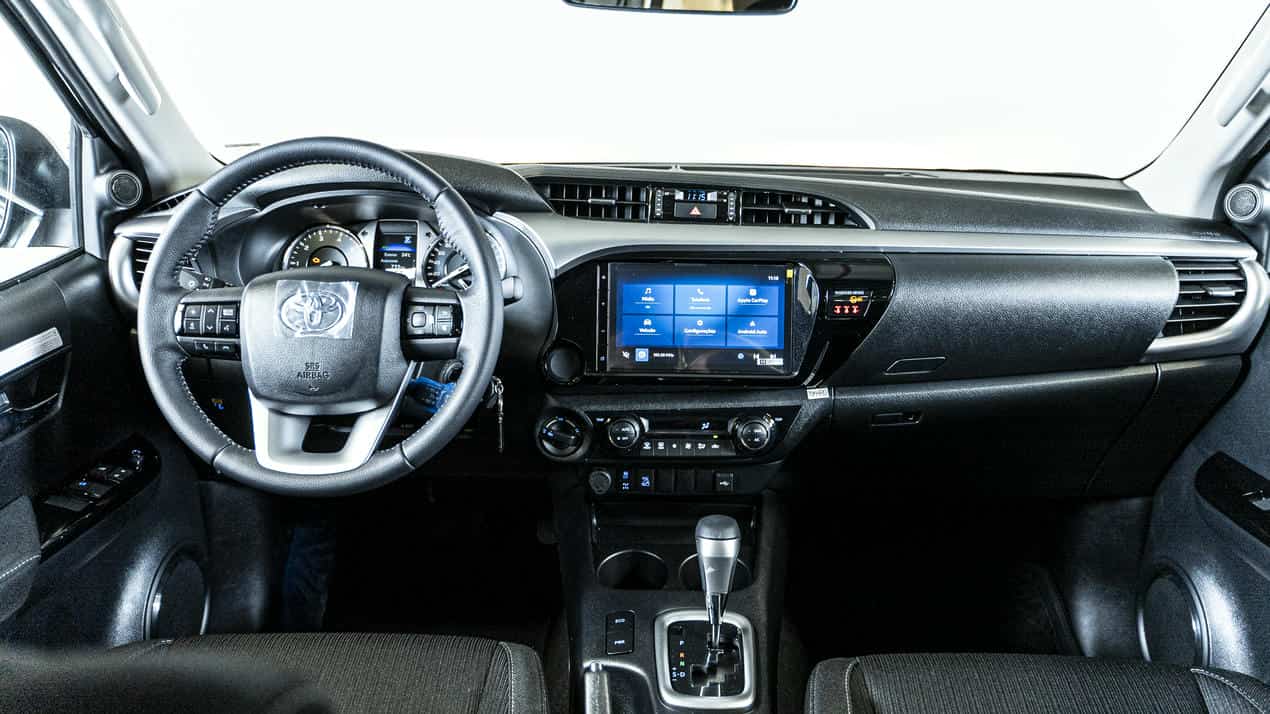 hilux 2025 interior
