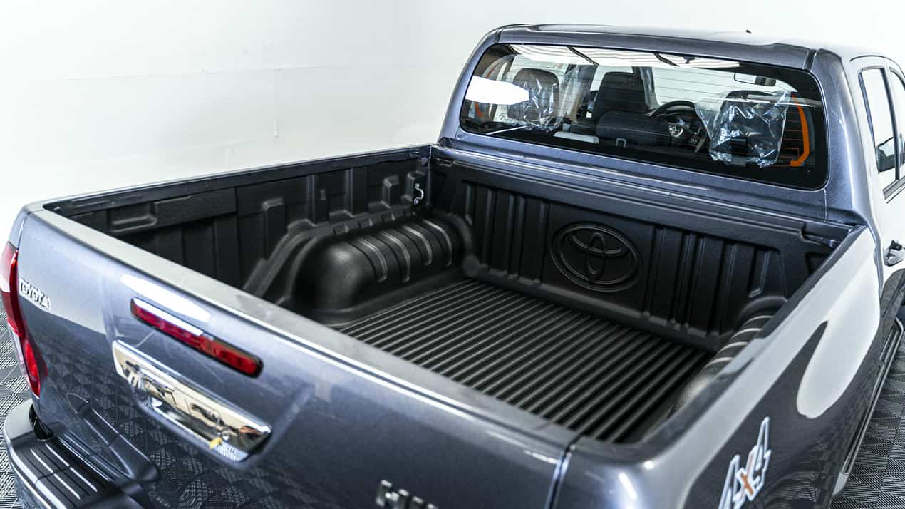 hilux 2025 cacamba