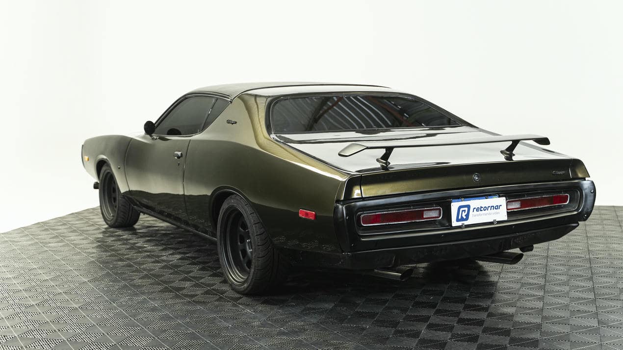 Dodge Charger Retornar
