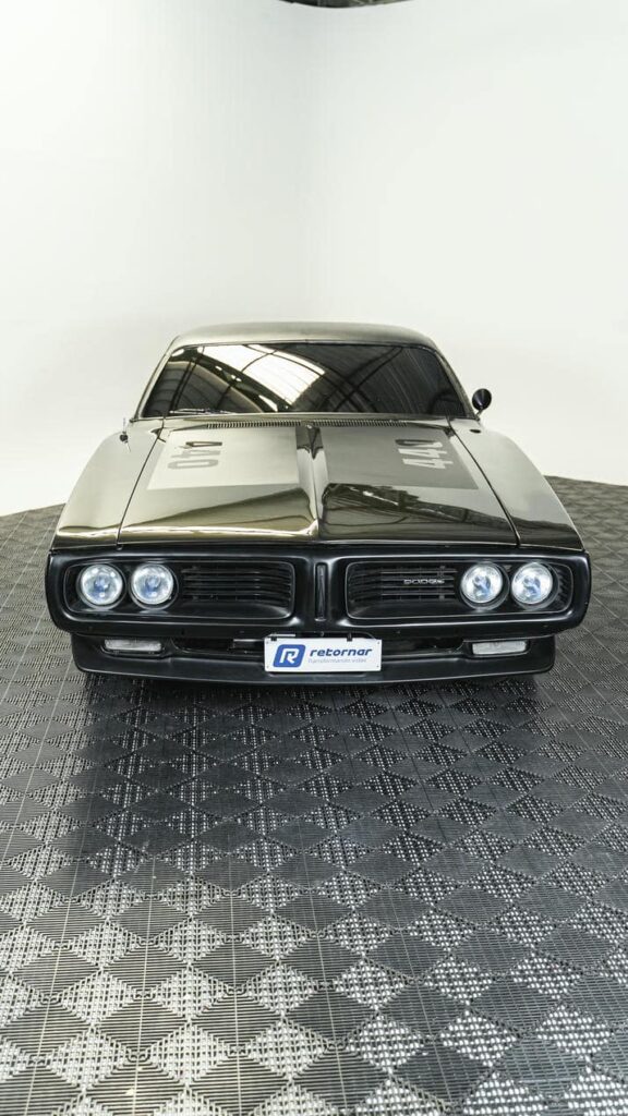 Dodge Charger Retornar