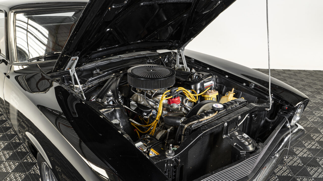 motor v8 maverick