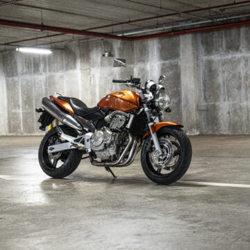honda hornet da retornar