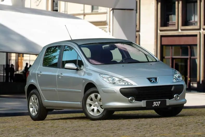 Peugeot 307 6 Carros que Serão Isentos de IPVA em 2026