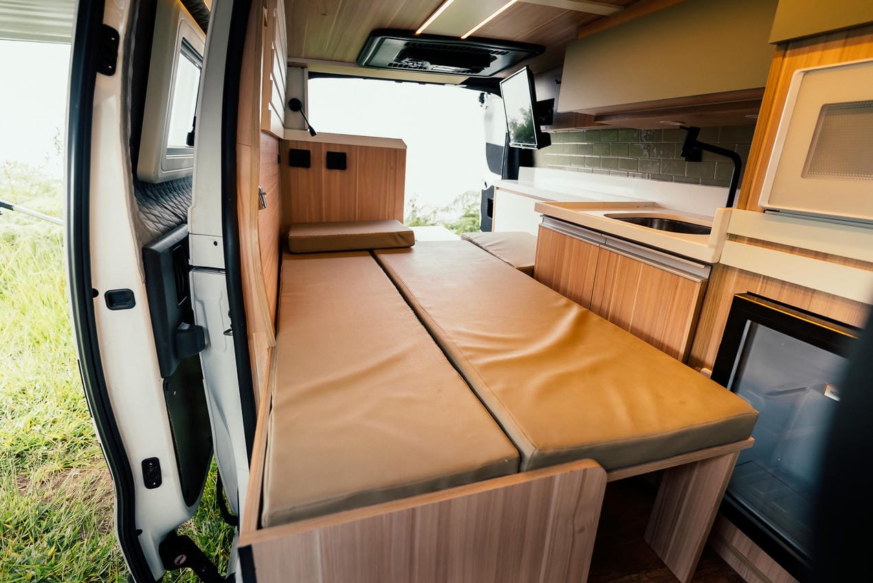 sofá cama do motorhome completo da retornar